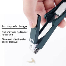 Load image into Gallery viewer, Portable Nail Scissors With Magnifying Glass