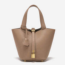 Load image into Gallery viewer, Basket Handbag