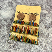 Load image into Gallery viewer, đBook Earrings / Earrings For Book Lovers