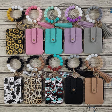 Load image into Gallery viewer, 💖 Fashionable Silicone Keychain Wallet