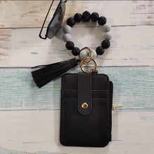 Load image into Gallery viewer, 💖 Fashionable Silicone Keychain Wallet