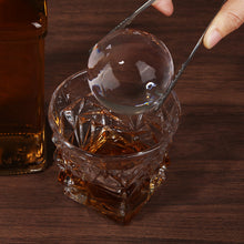 Load image into Gallery viewer, Saker Clear Ice Ball Maker