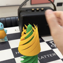 Load image into Gallery viewer, Christmas Tree Fingertip Toys