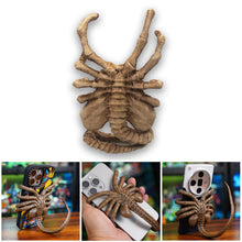 Load image into Gallery viewer, Horrible Facehugger Phone Holder