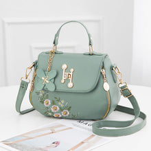 Load image into Gallery viewer, Fashion Embroidered Bucket Bag