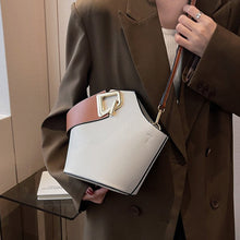 Load image into Gallery viewer, Color Clashing Shoulder Bucket Bag