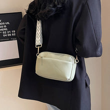 Load image into Gallery viewer, Fashionable and versatile women&#39;s crossbody bag