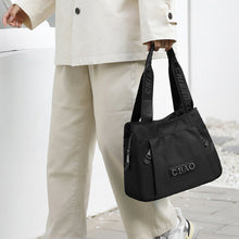 Load image into Gallery viewer, Large Capacity Nylon Crossbody Bag