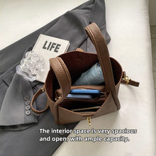 Load image into Gallery viewer, Women&#39;s Elegant Minimalist Handbag