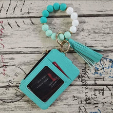 Load image into Gallery viewer, 💖 Fashionable Silicone Keychain Wallet