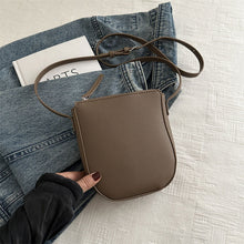 Load image into Gallery viewer, Fashion Leather Crossbody Bag