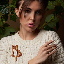 Load image into Gallery viewer, Brooch Pin with Wooden Animal Pattern