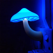 Load image into Gallery viewer, Light Control Mushroom Night Light