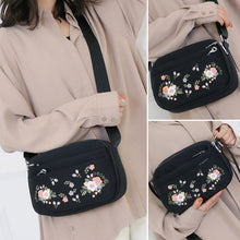 Load image into Gallery viewer, Embroidered Flower Crossbody Bag