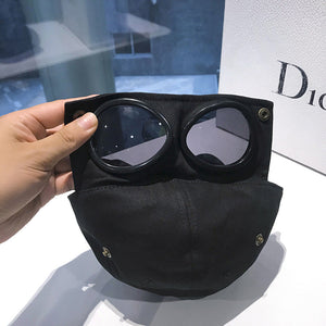 Reverse Glasses Cap