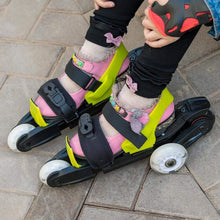 Load image into Gallery viewer, Roller Skates