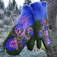 Load image into Gallery viewer, Christmas Flower Embroidery Mittens