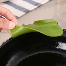 Load image into Gallery viewer, Anti-spill Kitchenware Deflector