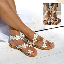 Load image into Gallery viewer, Flower Sandals with Flat Bottom