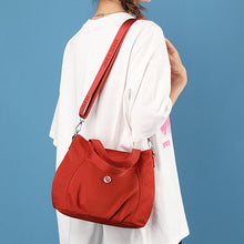 Load image into Gallery viewer, Women&#39;s Crossbody Lightweight Multi-Pocket Zipper Pocket Nylon Shoulder Bag
