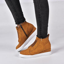 Load image into Gallery viewer, Woman Casual Wedge Sneaker