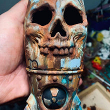 Load image into Gallery viewer, Resin Skull Bomb Ornament